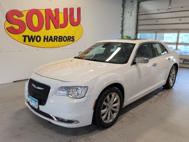 2017 CHRYSLER 300