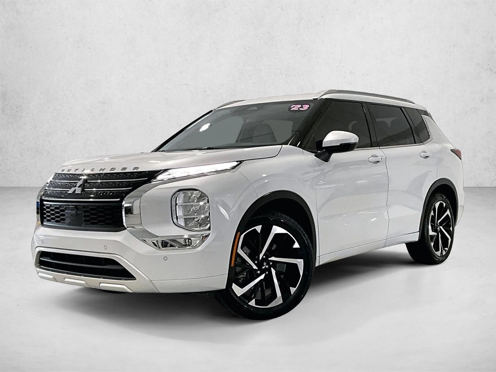 2023 MITSUBISHI Outlander