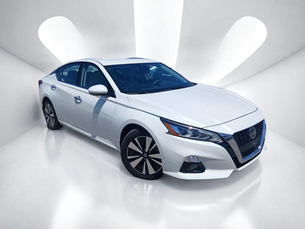 2020 NISSAN Altima