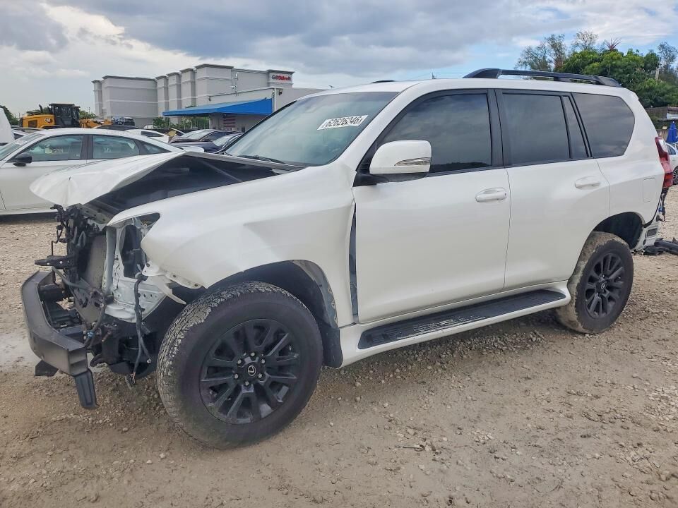 2022 LEXUS GX