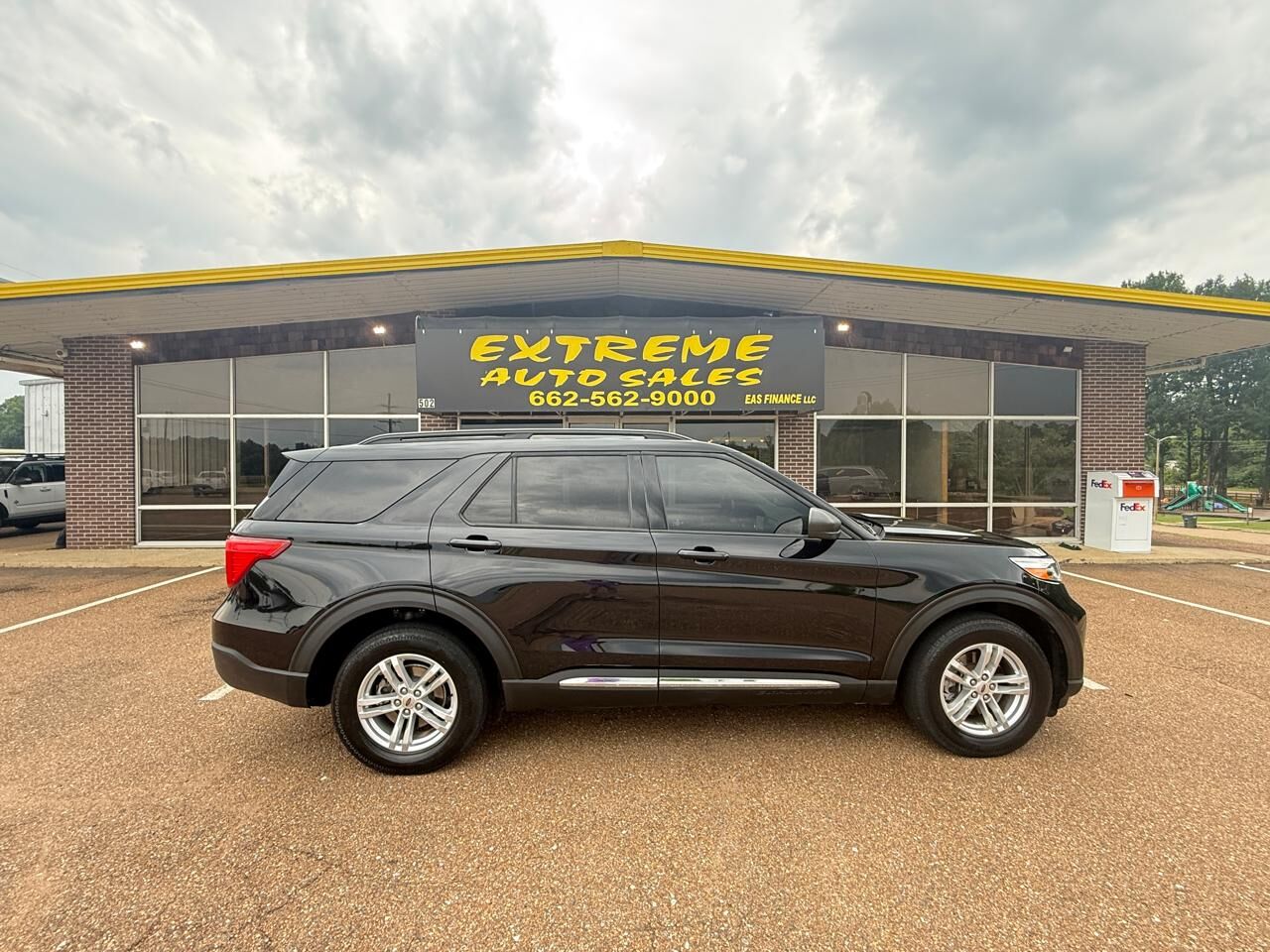 2023 FORD Explorer