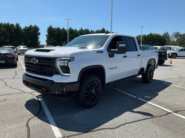 2026 CHEVROLET Silverado HD