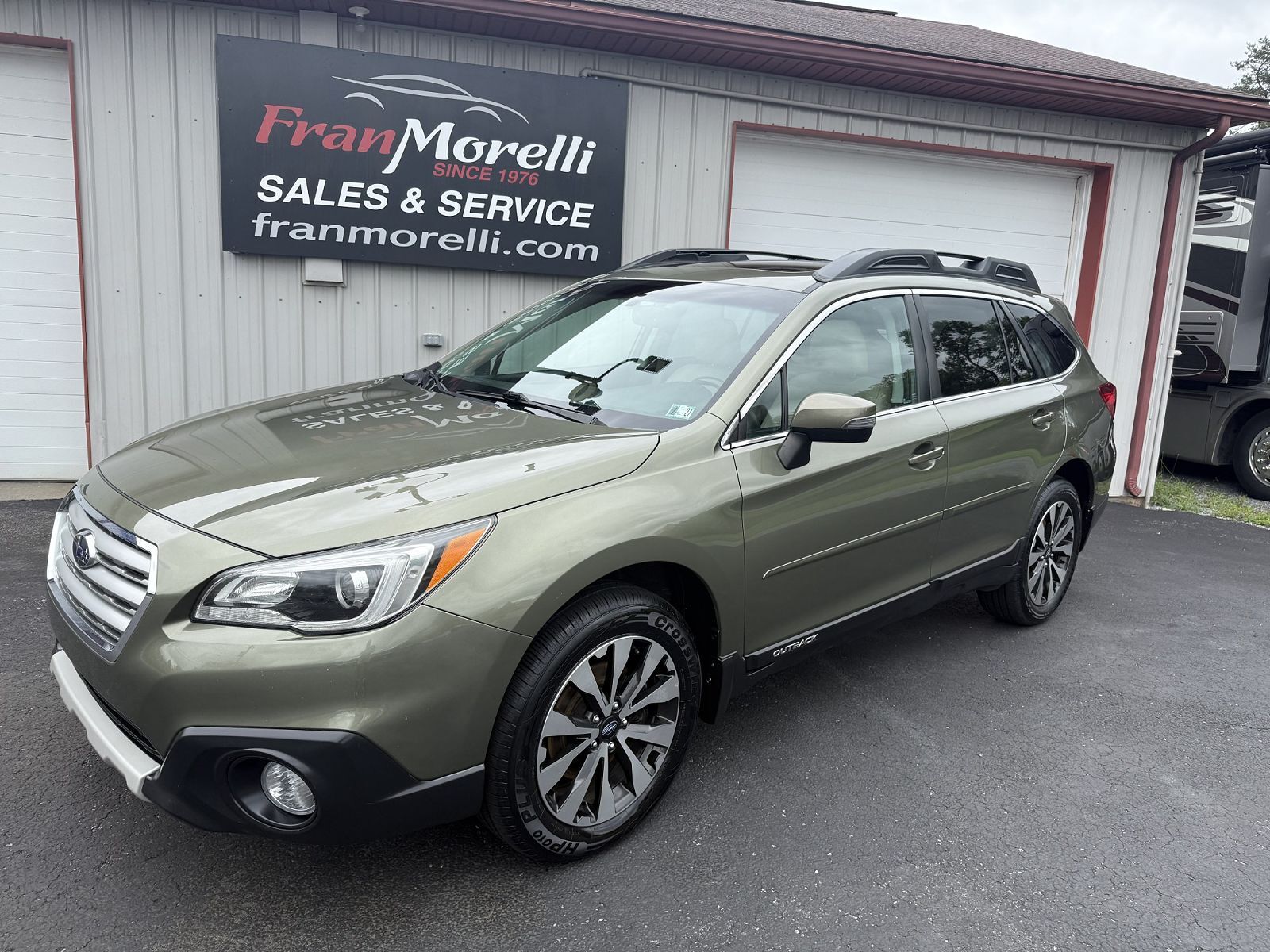 2016 SUBARU Outback