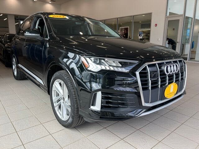 2023 AUDI Q7