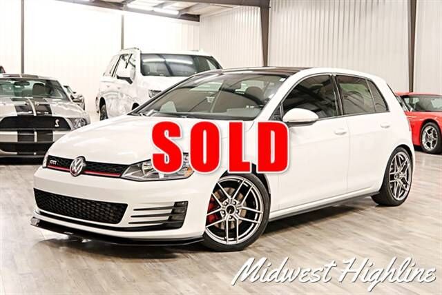 2016 VOLKSWAGEN Golf GTI