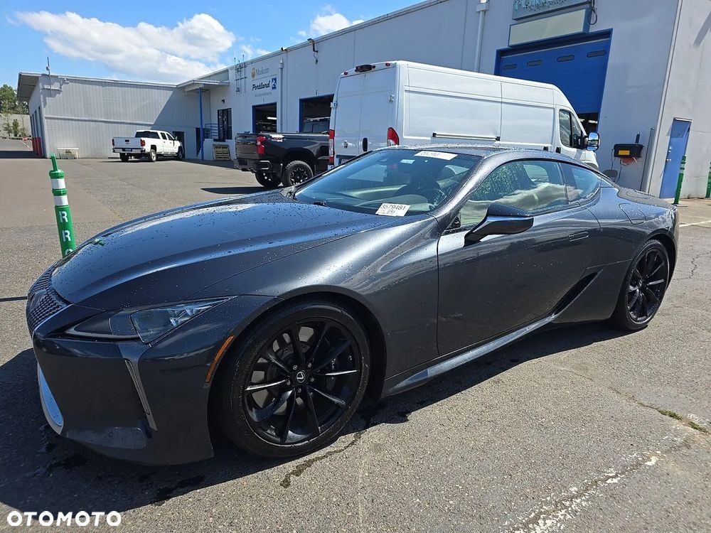 2018 LEXUS LC