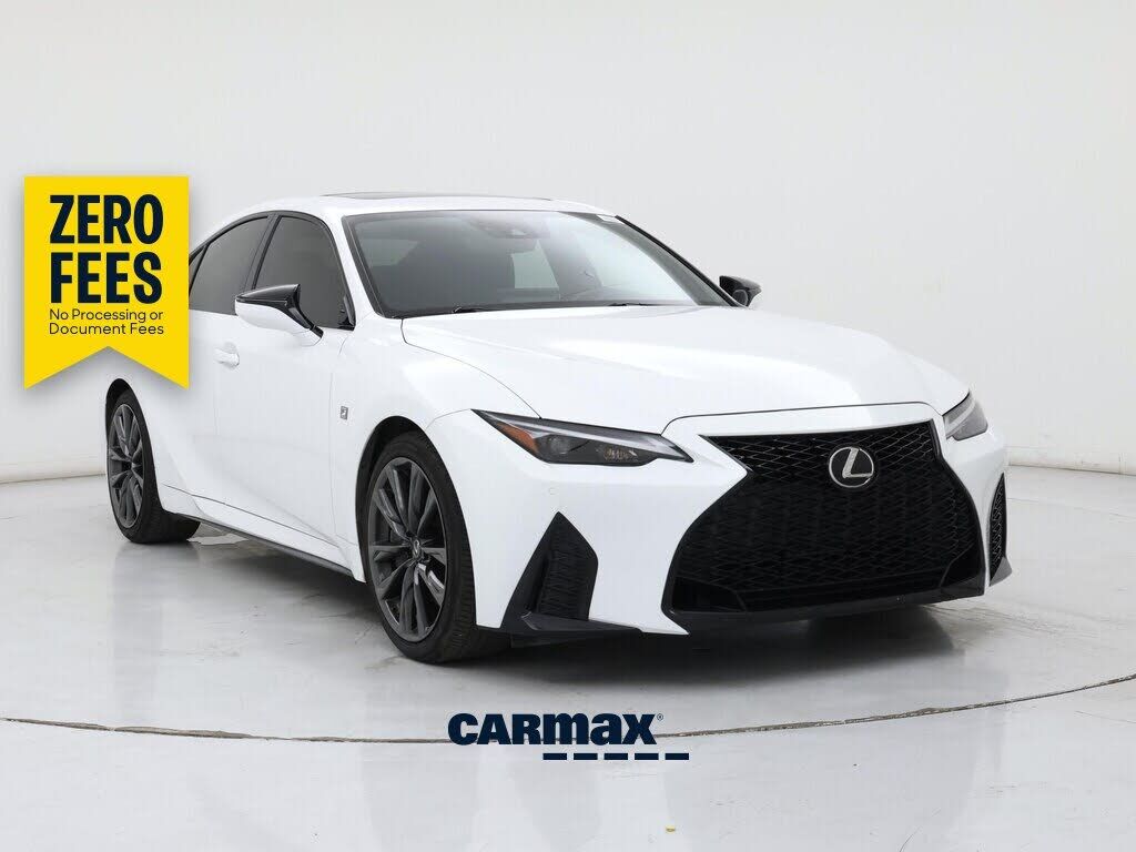 2022 LEXUS IS