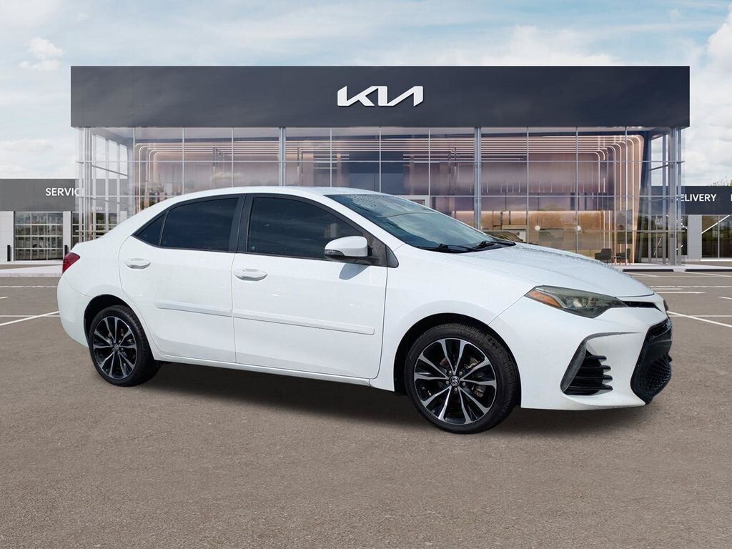 2018 TOYOTA Corolla