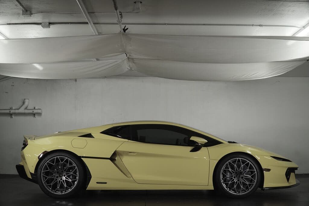 2026 LAMBORGHINI Temerario