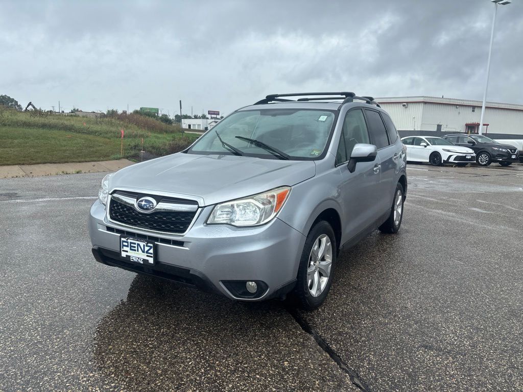 2014 SUBARU Forester