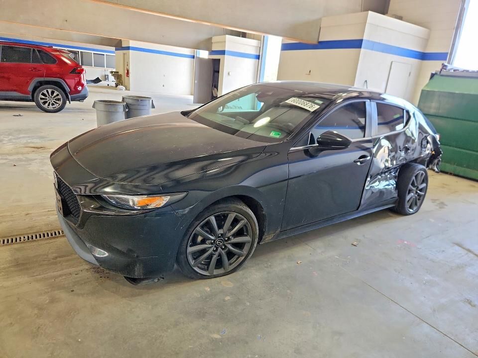 2023 MAZDA Mazda3