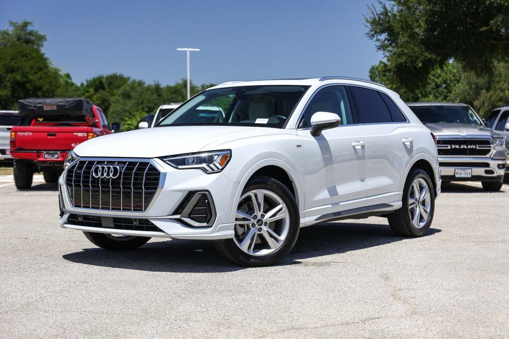 2023 AUDI Q3