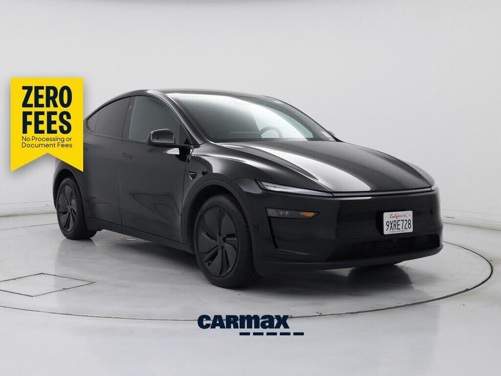 2026 TESLA Model Y