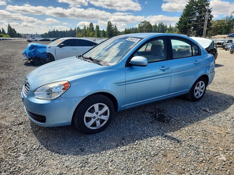 2010 HYUNDAI Accent