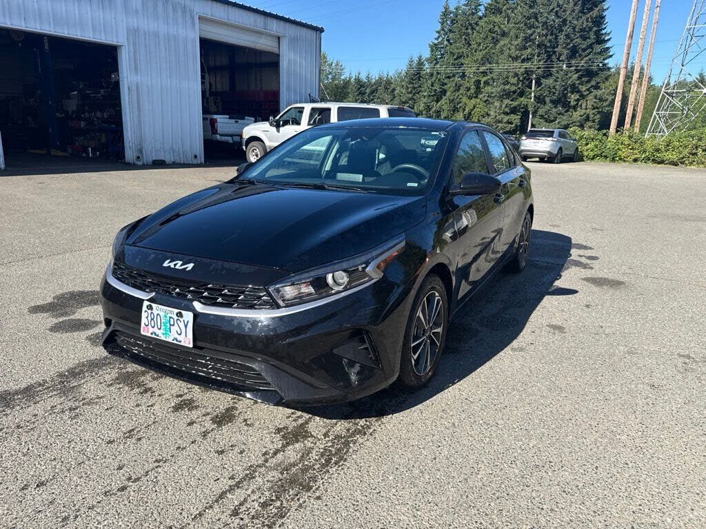 2024 KIA Forte