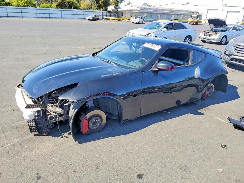 2015 NISSAN 370Z