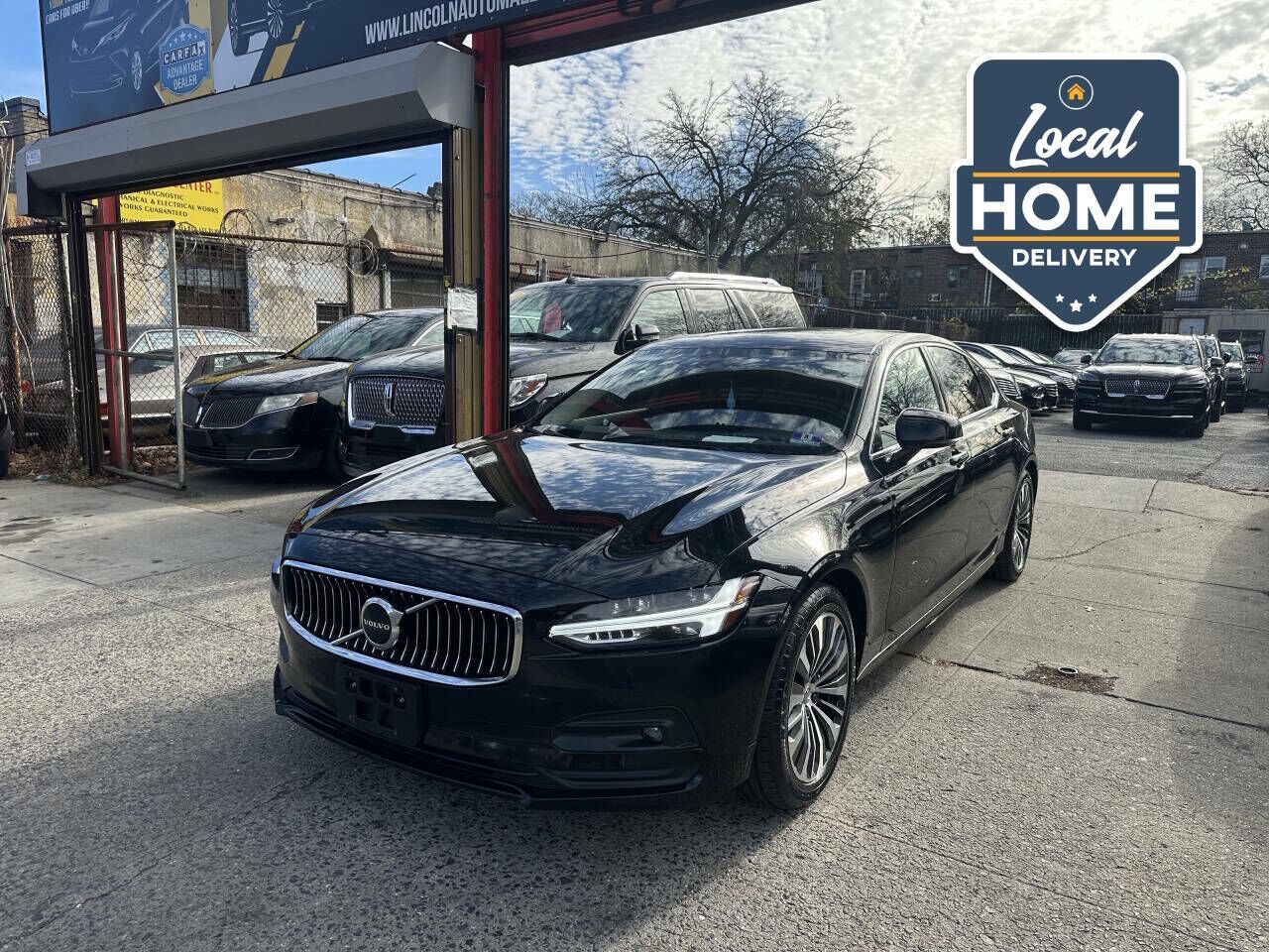 2022 VOLVO S90