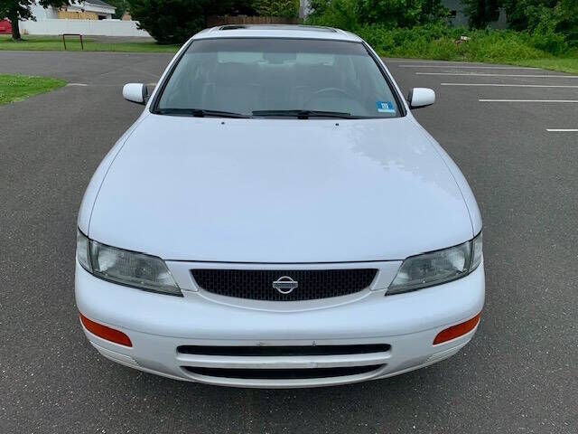 1996 NISSAN Maxima