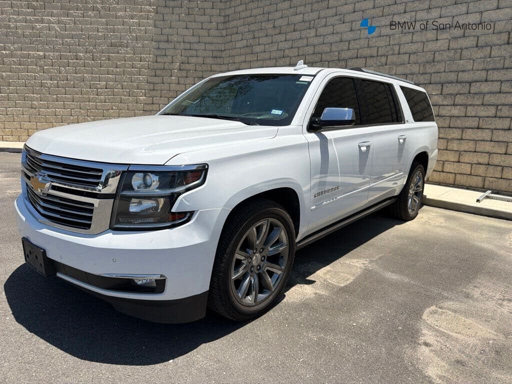 2016 CHEVROLET Suburban