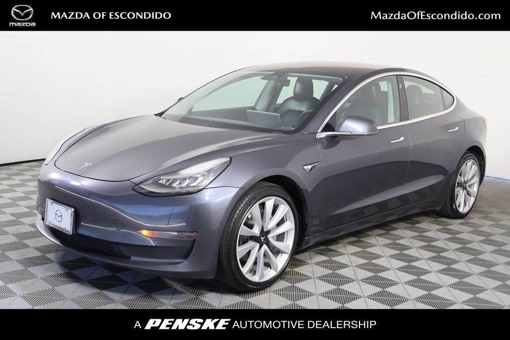 2018 TESLA Model 3