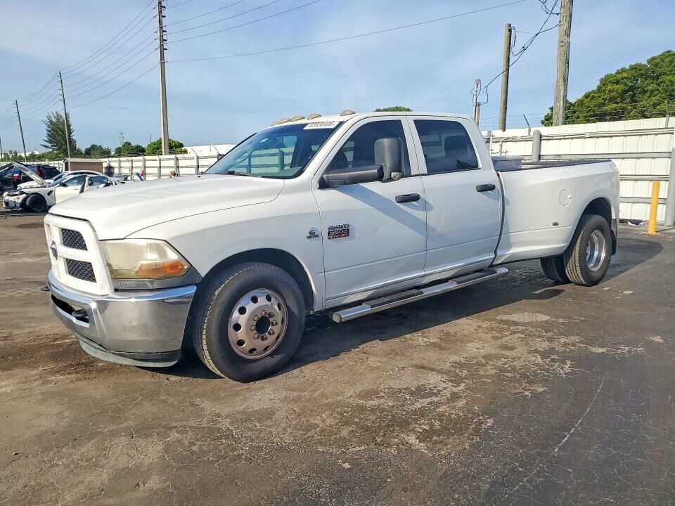 2011 DODGE Ram