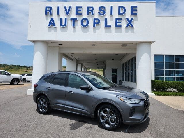 2024 FORD Escape