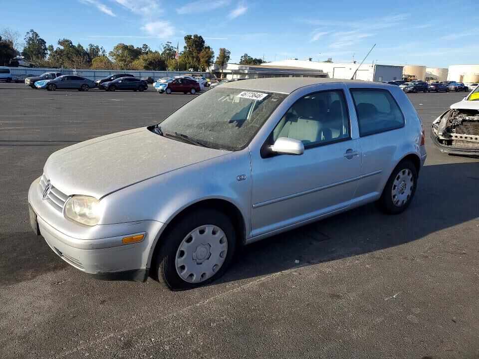 2004 VOLKSWAGEN Golf