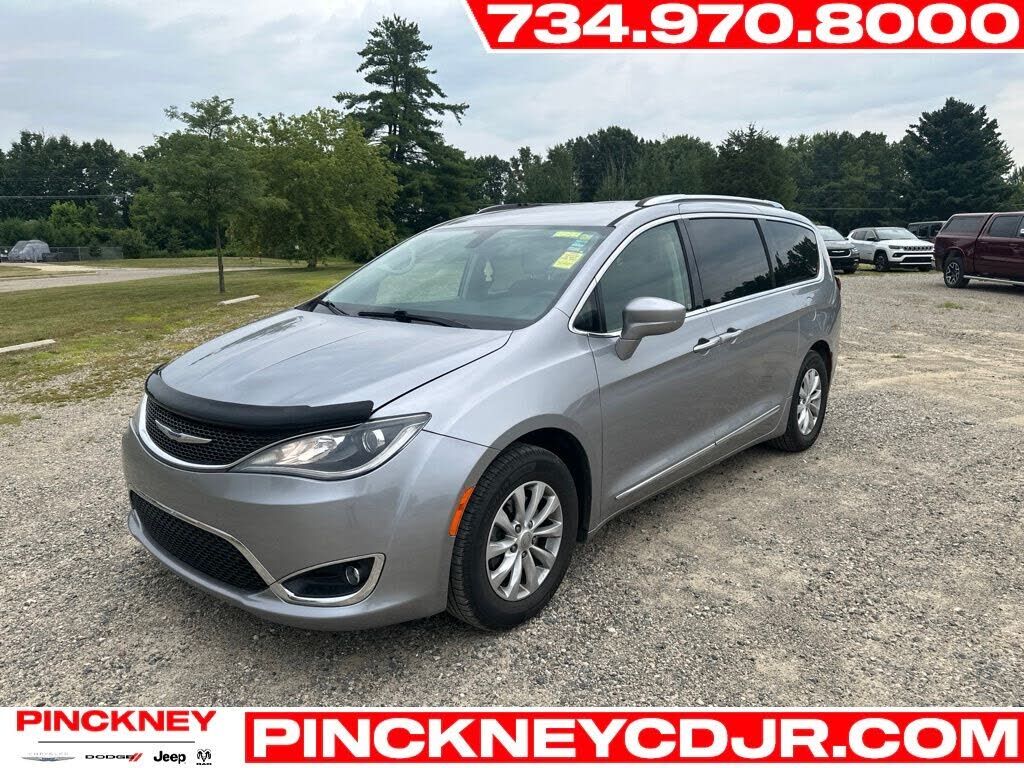 2019 CHRYSLER Pacifica