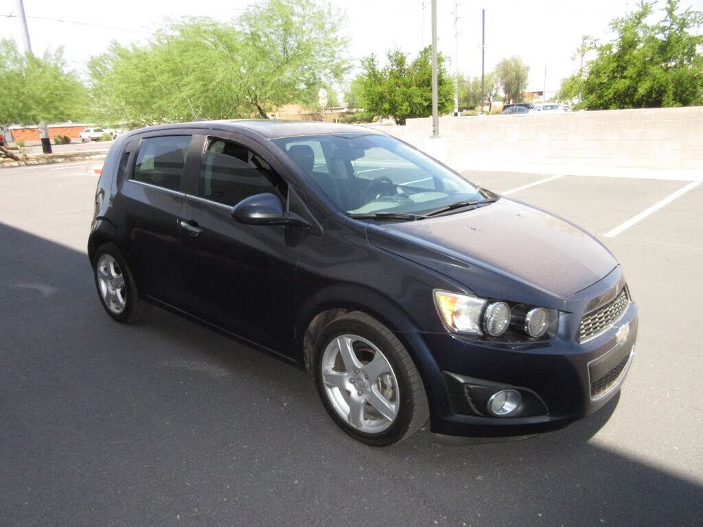 2015 CHEVROLET Sonic