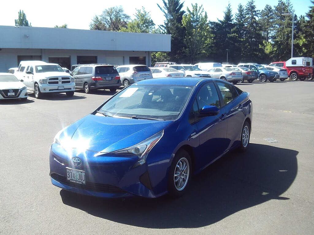2017 TOYOTA PRIUS