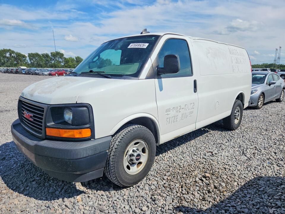 2017 GMC Savana