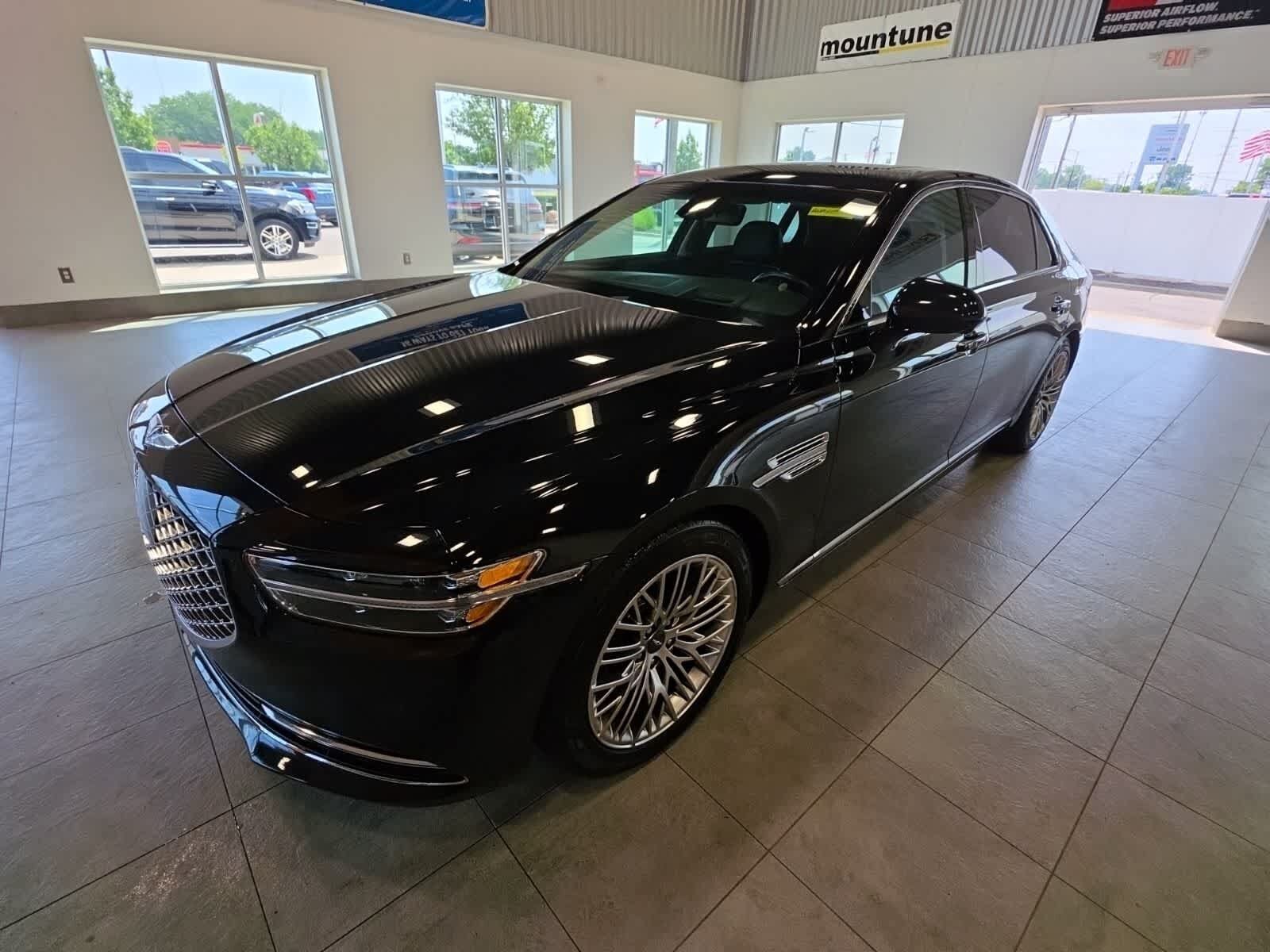 2021 GENESIS G90
