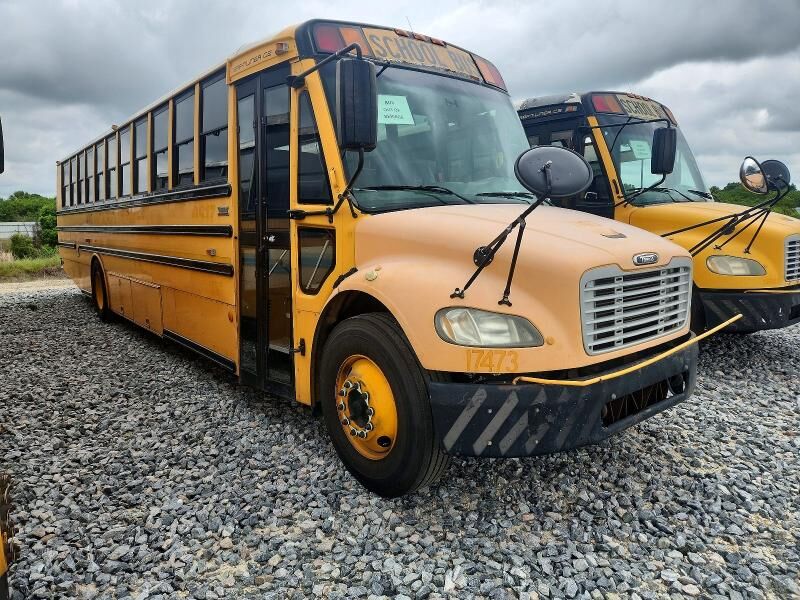 2010 FREIGHTLINER B2 Bus Chassis