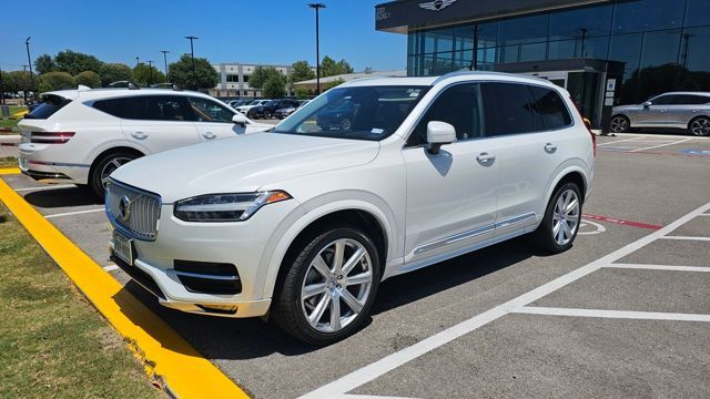 2019 VOLVO XC90