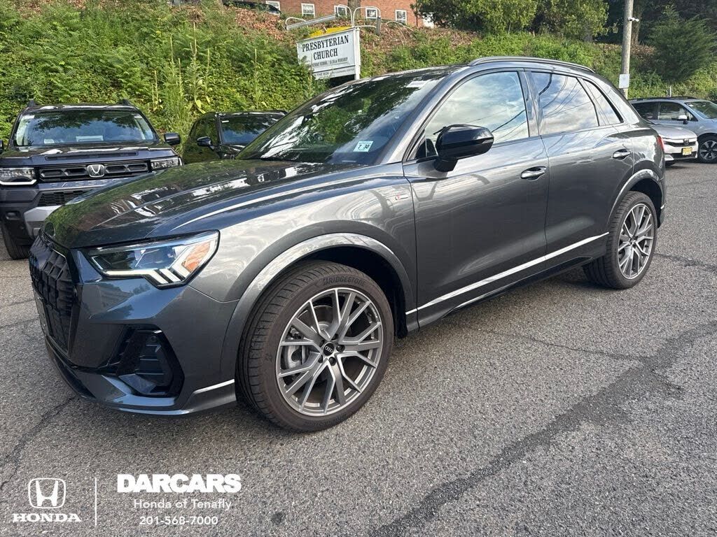 2025 AUDI Q3