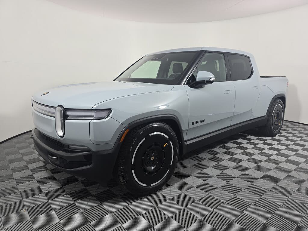 2025 RIVIAN R1T