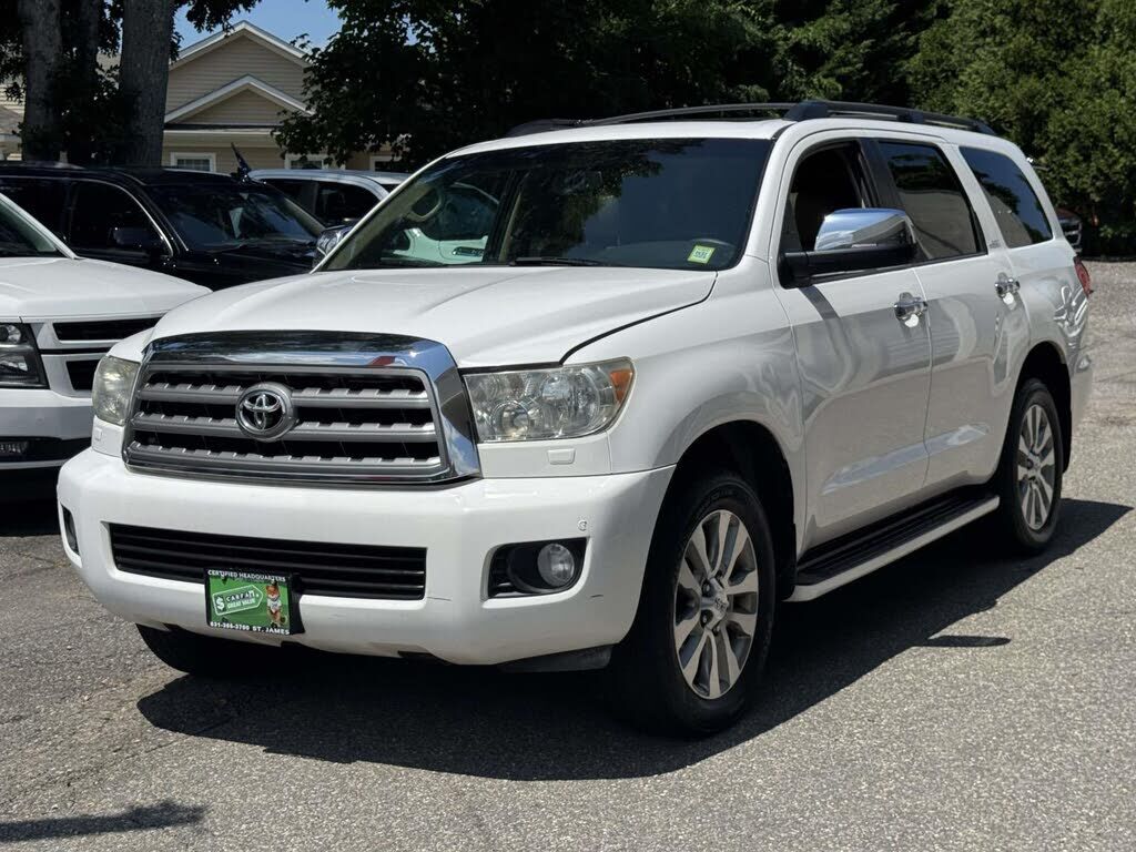 2016 TOYOTA Sequoia