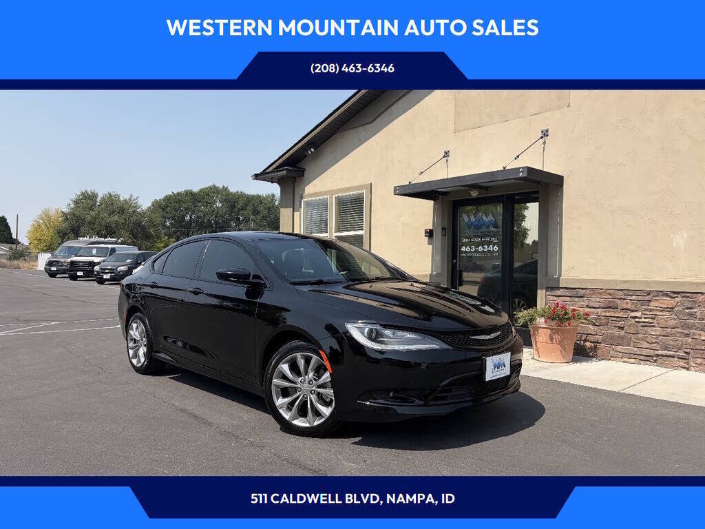 2015 CHRYSLER 200