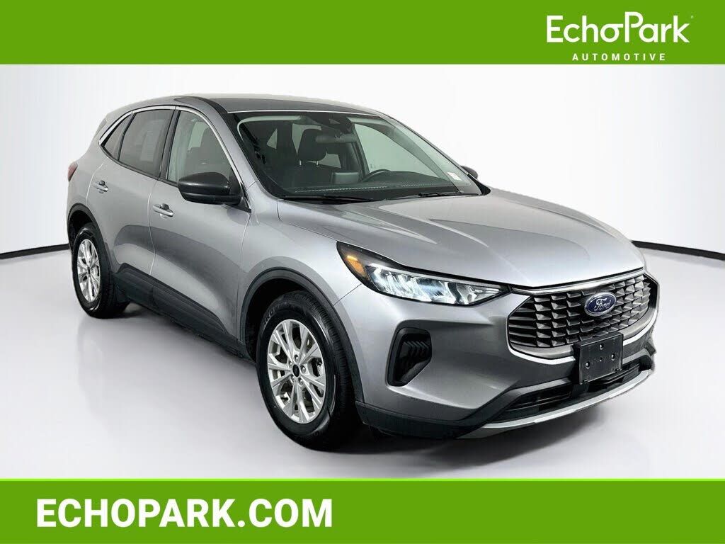 2024 FORD Escape