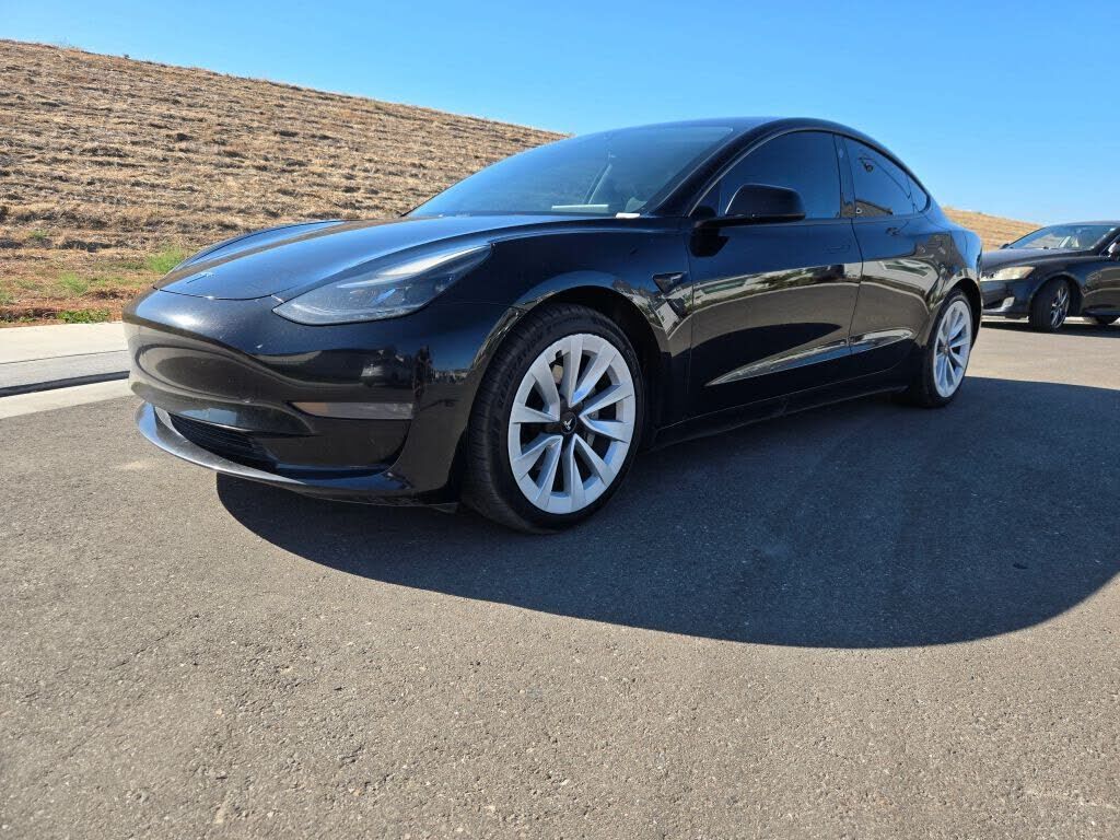 2021 TESLA Model 3