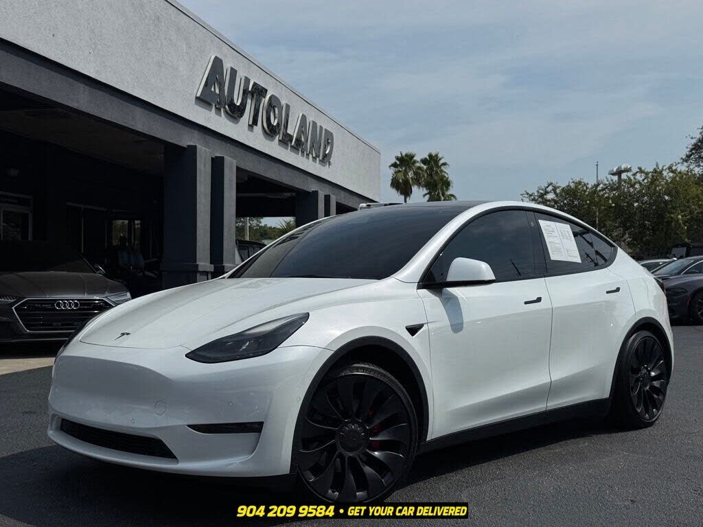 2022 TESLA Model Y