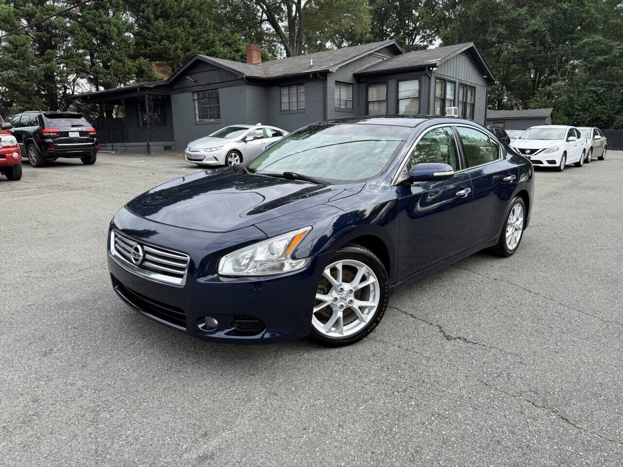 2014 NISSAN Maxima