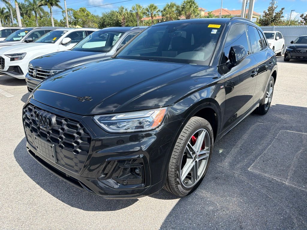 2024 AUDI Q5 e