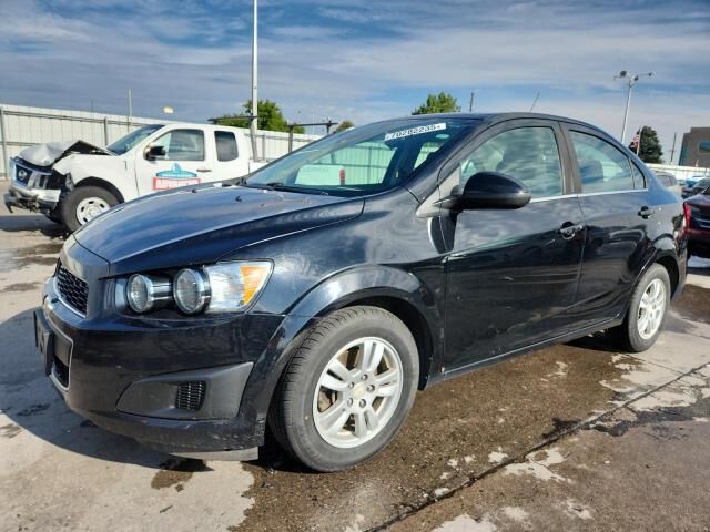 2016 CHEVROLET Sonic