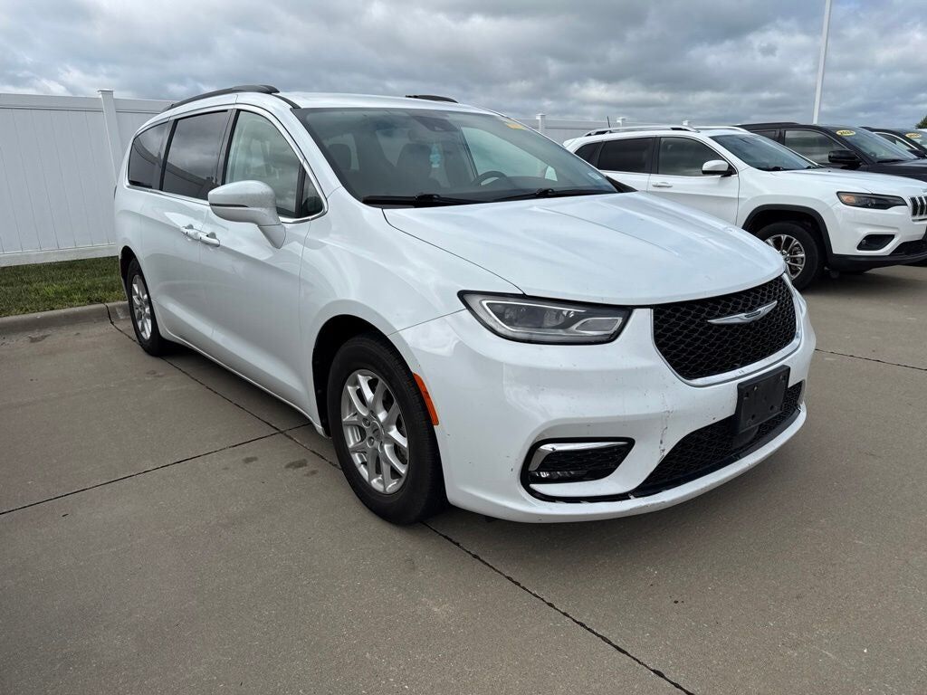 2022 CHRYSLER Pacifica