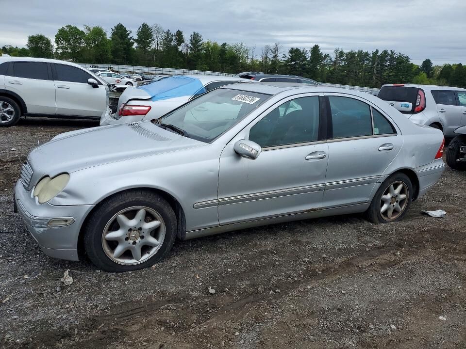 2004 MERCEDES-BENZ C-Class