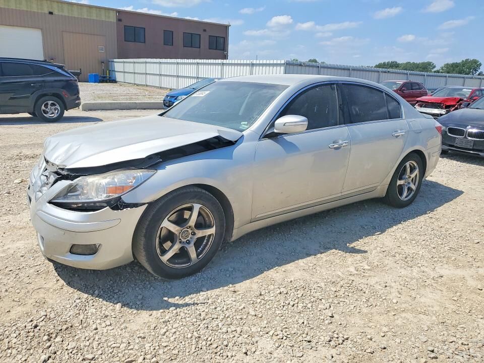 2011 HYUNDAI Genesis