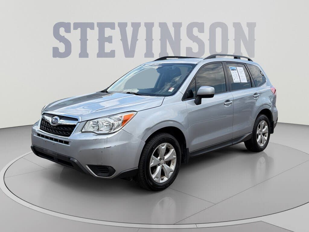 2015 SUBARU Forester