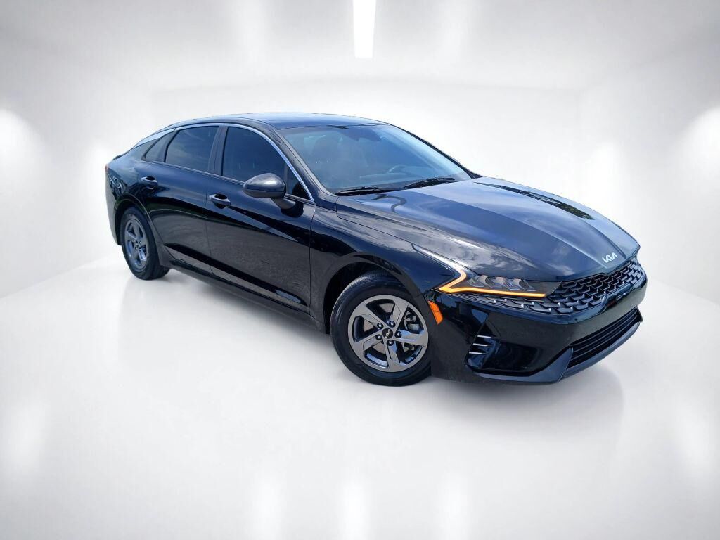 2022 KIA K5