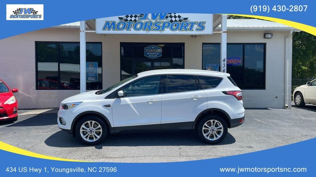 2017 FORD Escape